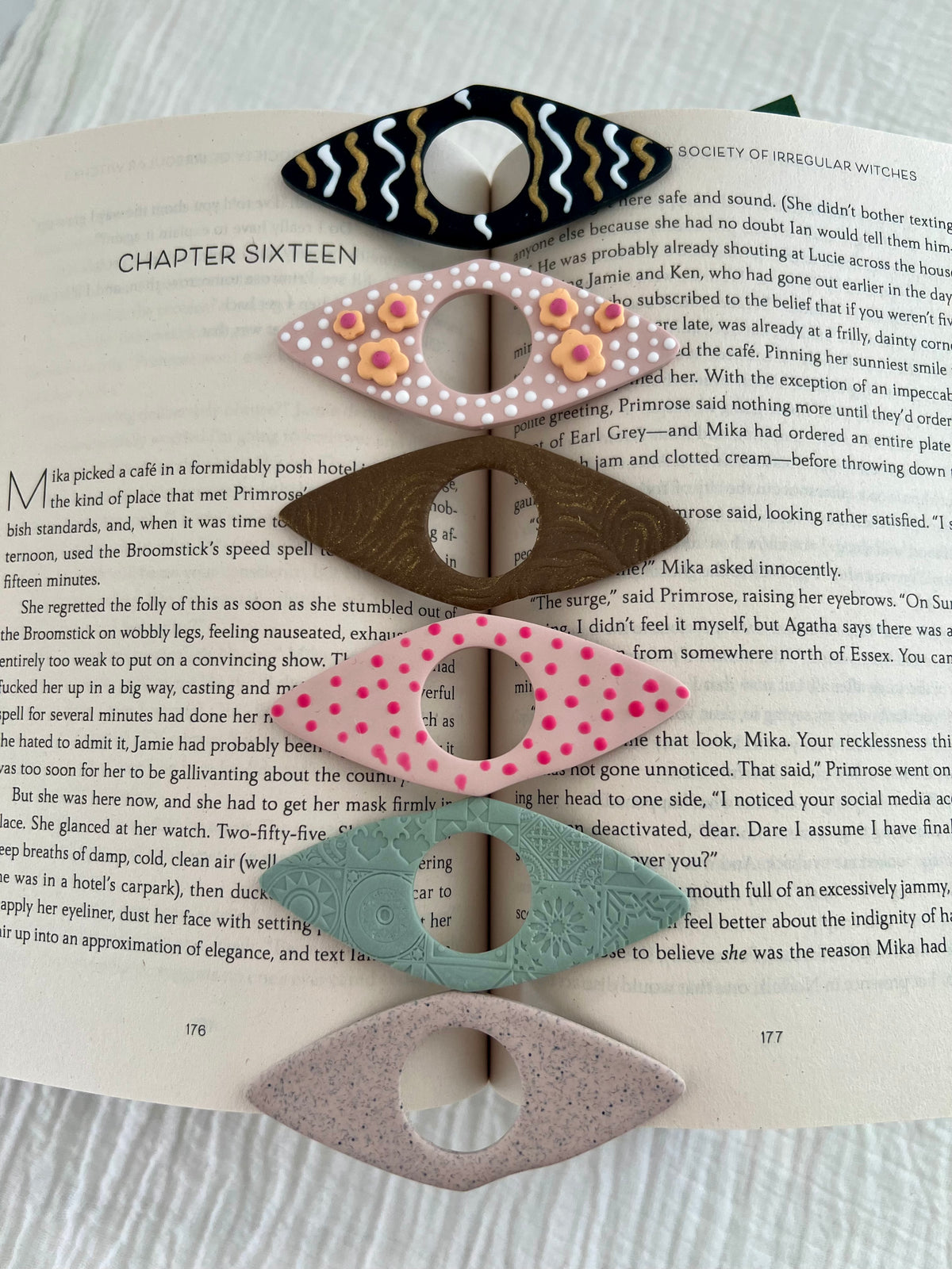 Page Holder