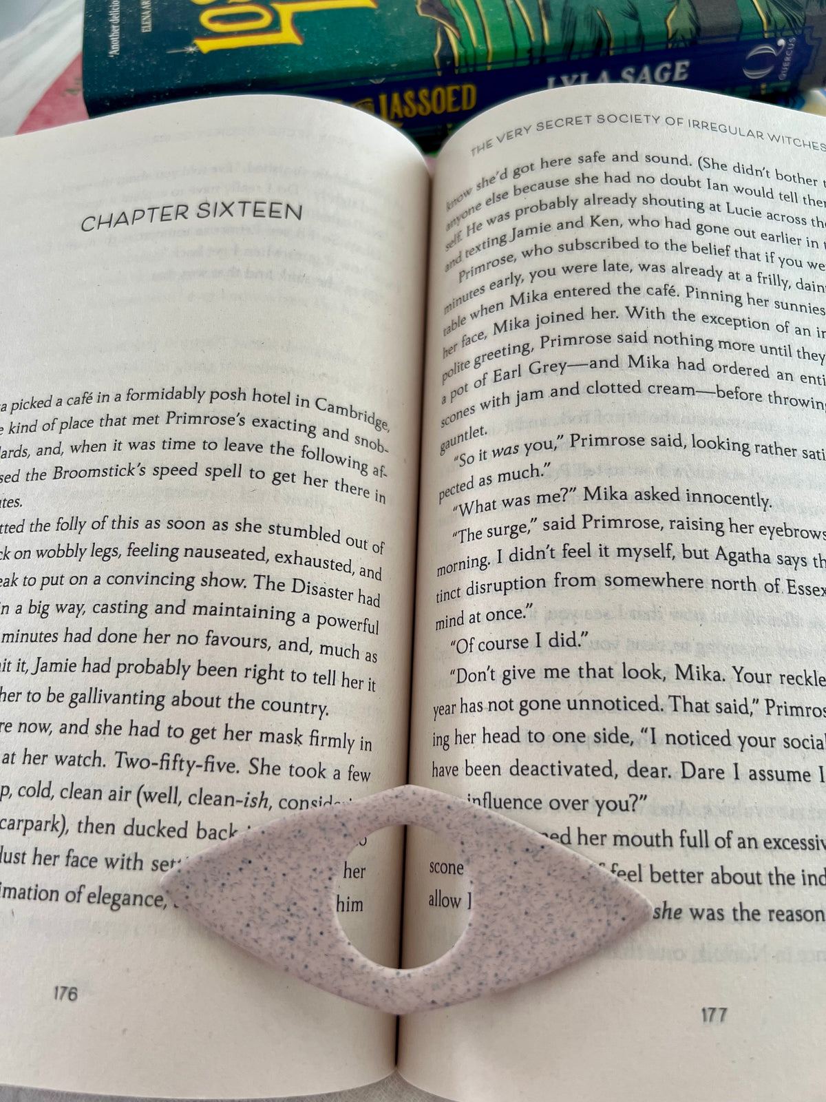 Page Holder