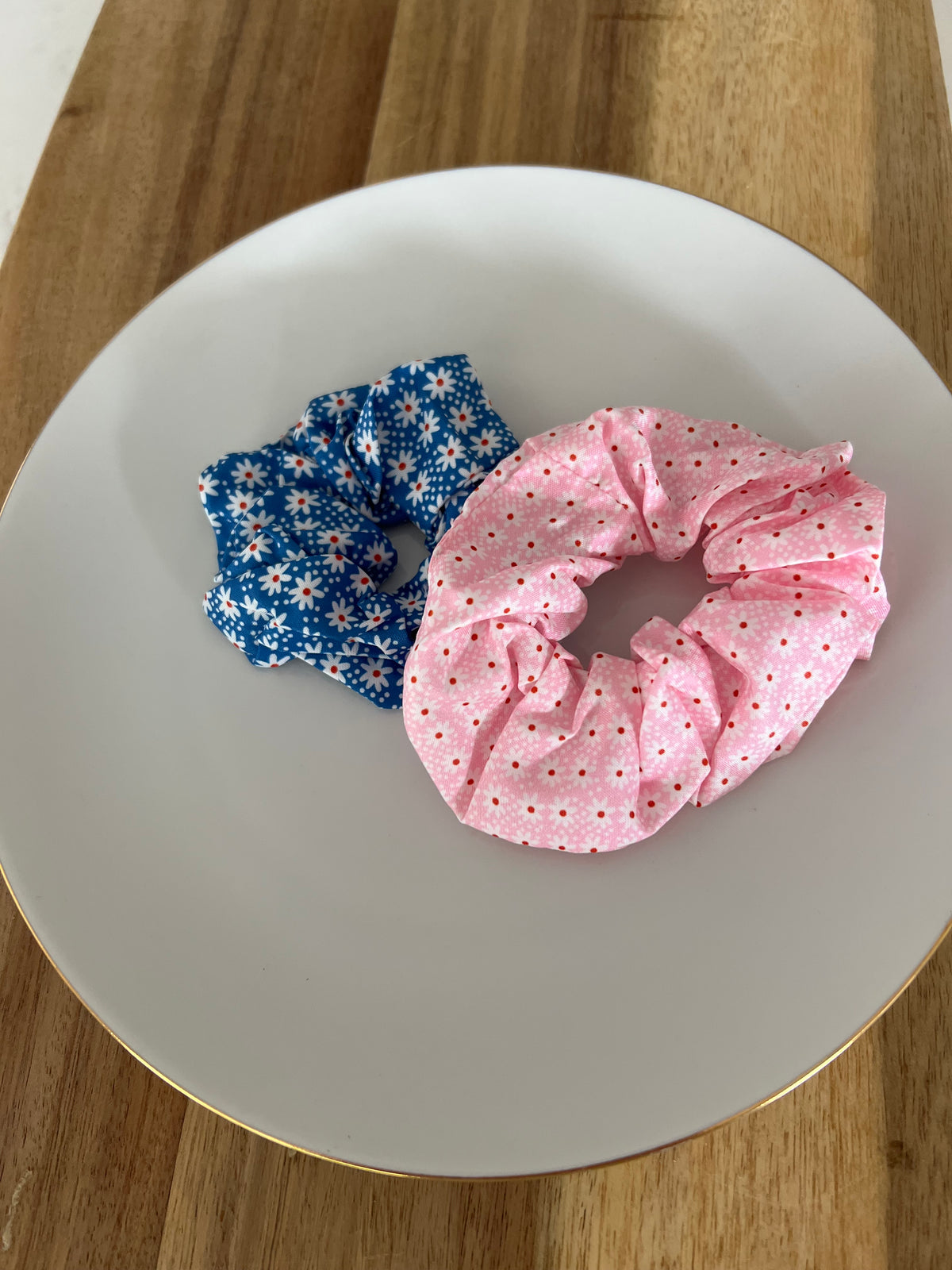 Flower Scrunchie