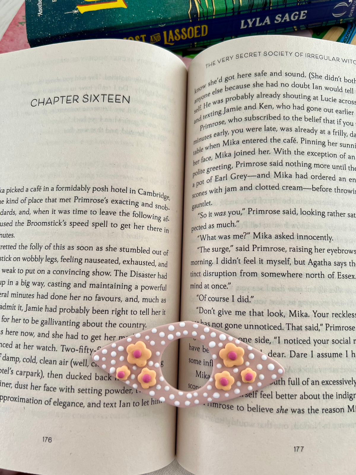 Page Holder