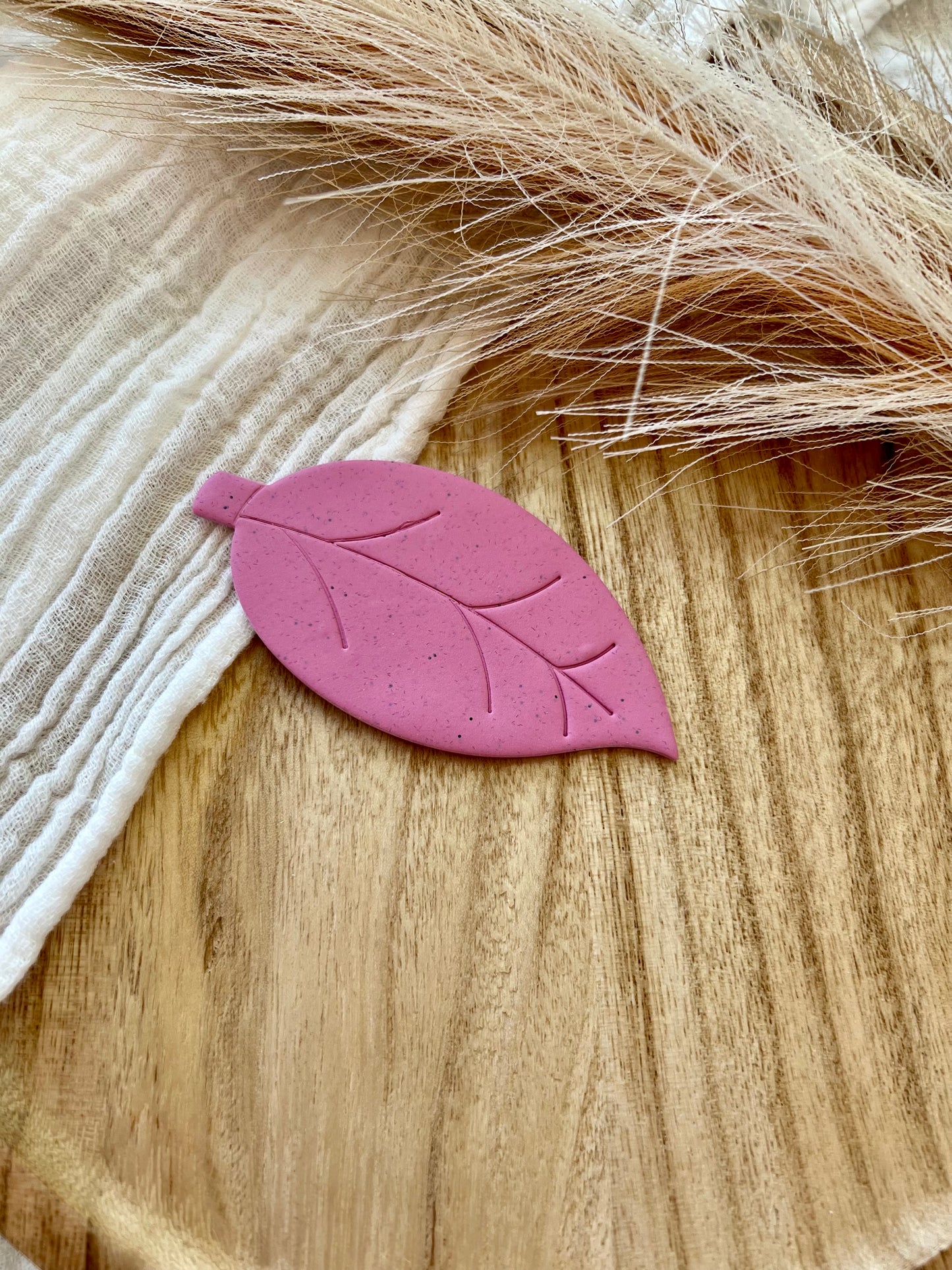 Leaf Ring Plate